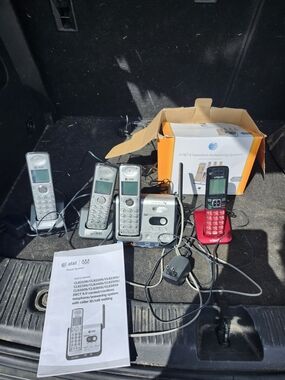 AT&T 4 Handset Answering System Caller ID Call Waiting Cl82109